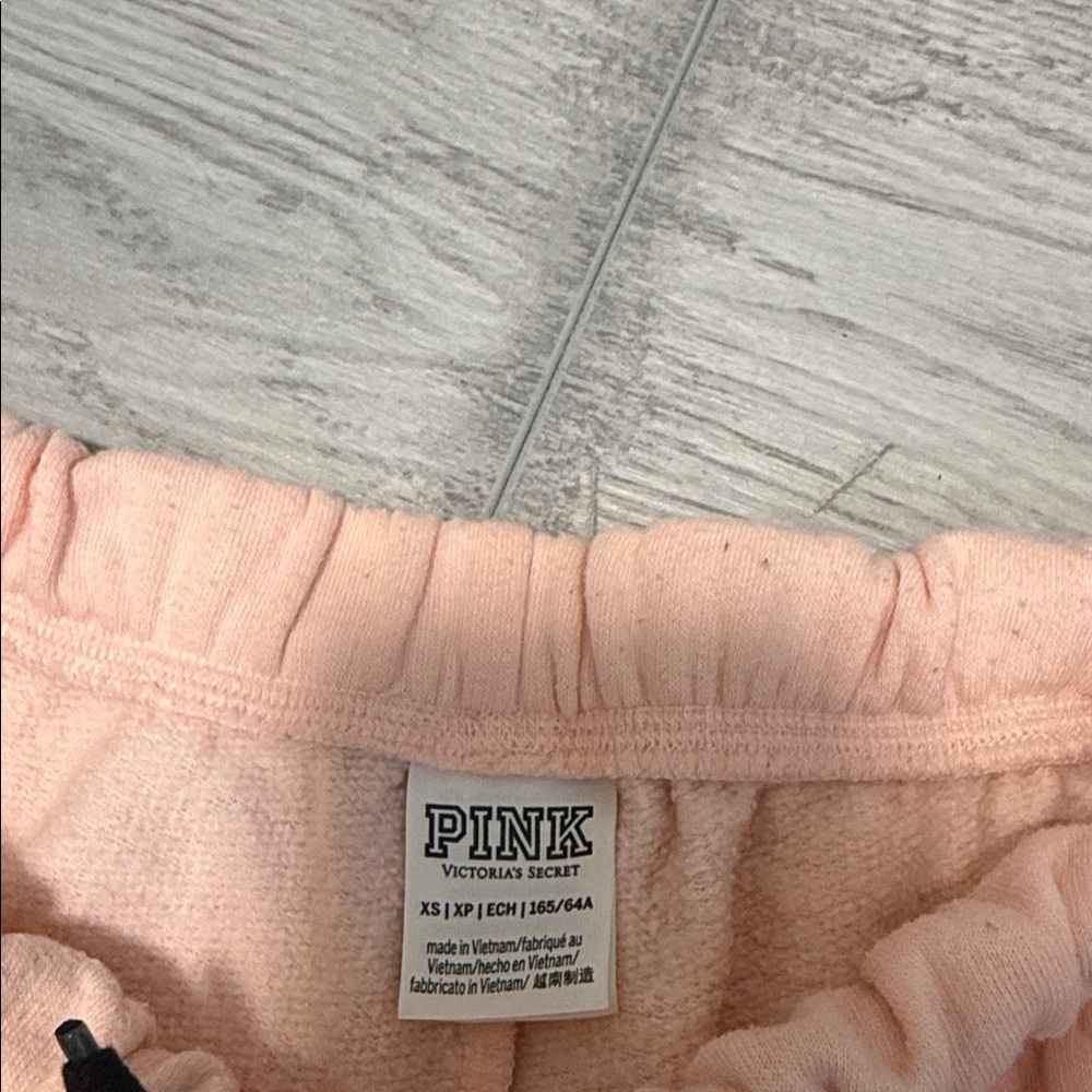 PINK Victoria's Secret Light Pink Lounge Shorts - Picture 2 of 3